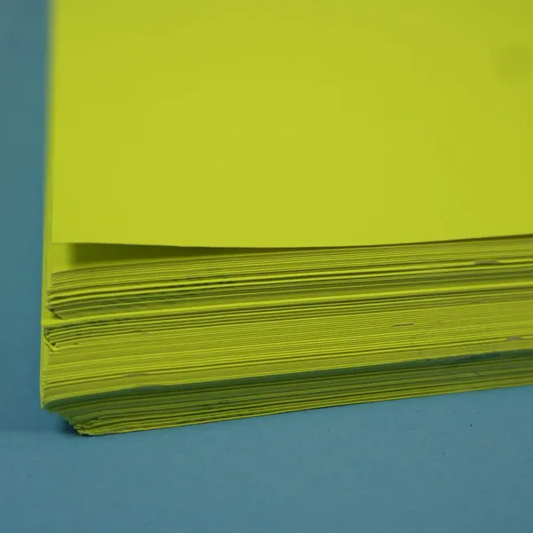 Radiante Amarillo Az (70 x 100 cm) - 11